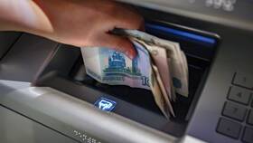 Чем устанавливается заработная плата в Леонардо